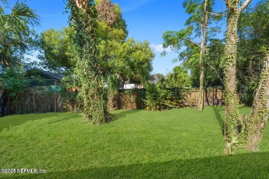 Natural landscape and outdoor views near  in Jacksonville (Image 20).