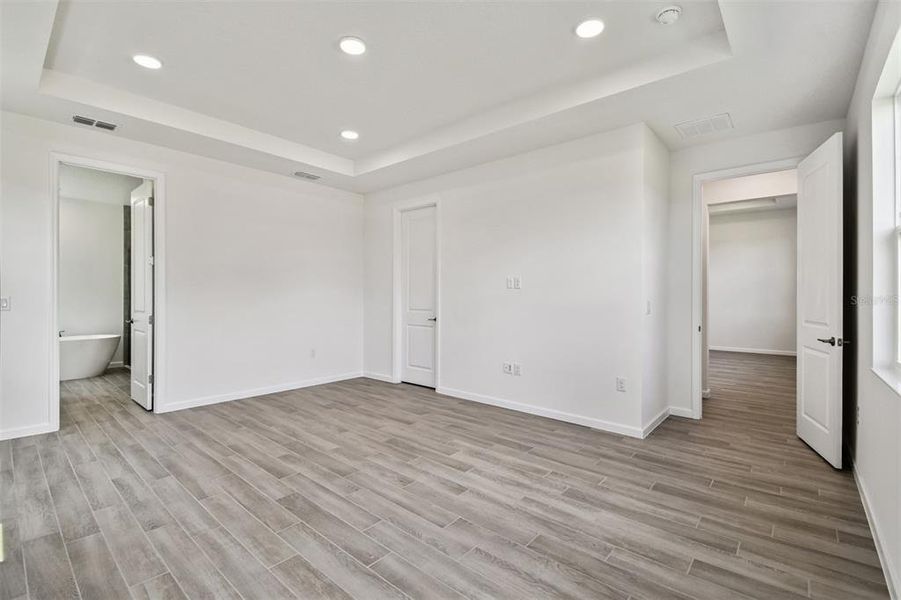 Spacious, unfurnished interior of a new home in Emerson Pointe, Apopka (Image 50).