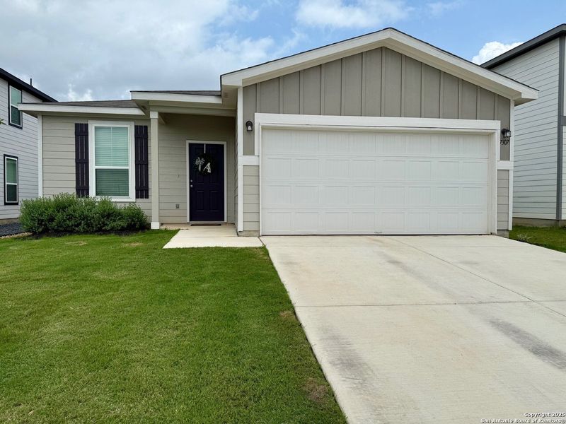 Front exterior of a new home in Winding Brook, San Antonio, TX, highlighting curb appeal (Image 1). Front exterior of a new home in Winding Brook, San Antonio, TX, highlighting curb appeal (Image 1).