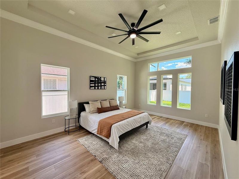 Furnished interior view inside a new home in , Orlando (Image 13).