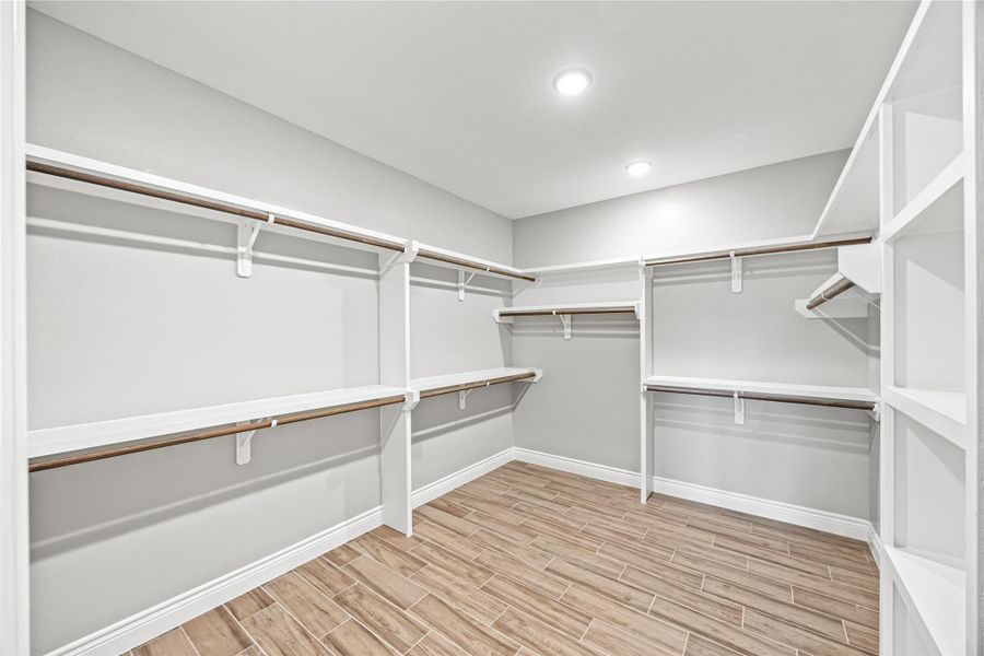 Spacious, unfurnished interior of a new home in , Prairie View (Image 22).