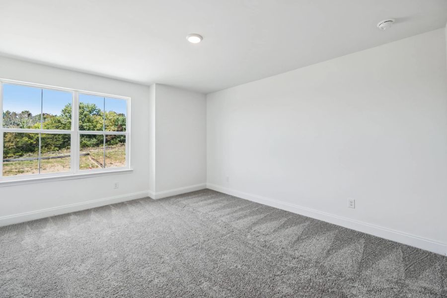 Spacious, unfurnished interior of a new home in Willow Landing, Mount Juliet (Image 43).