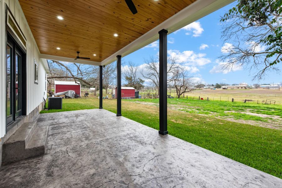 Exterior details and patio area of a home in , Anderson (Image 3).