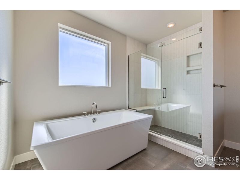 Furnished interior view inside a new home in Baseline, Broomfield (Image 5).