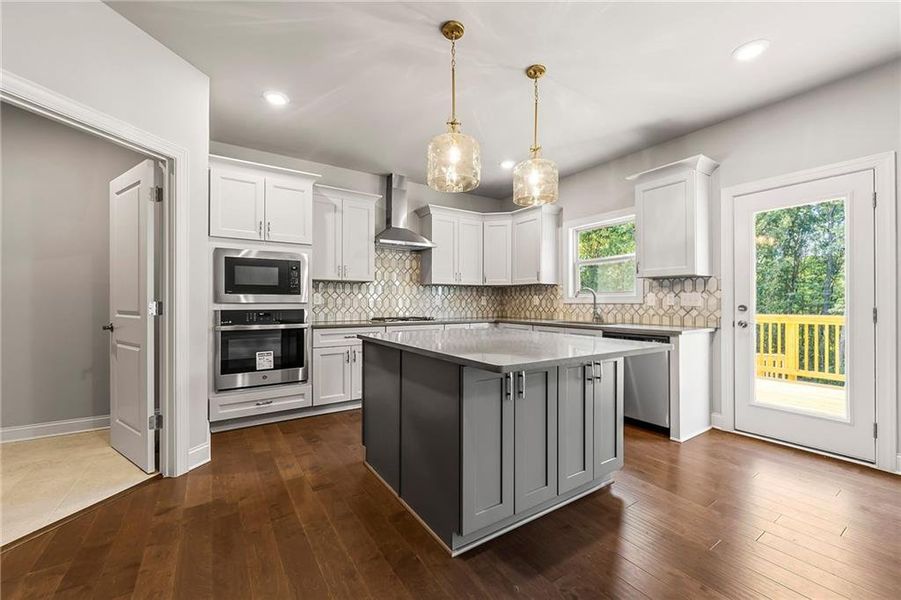 Furnished interior view inside a new home in Underwood Crossing, Covington (Image 6).