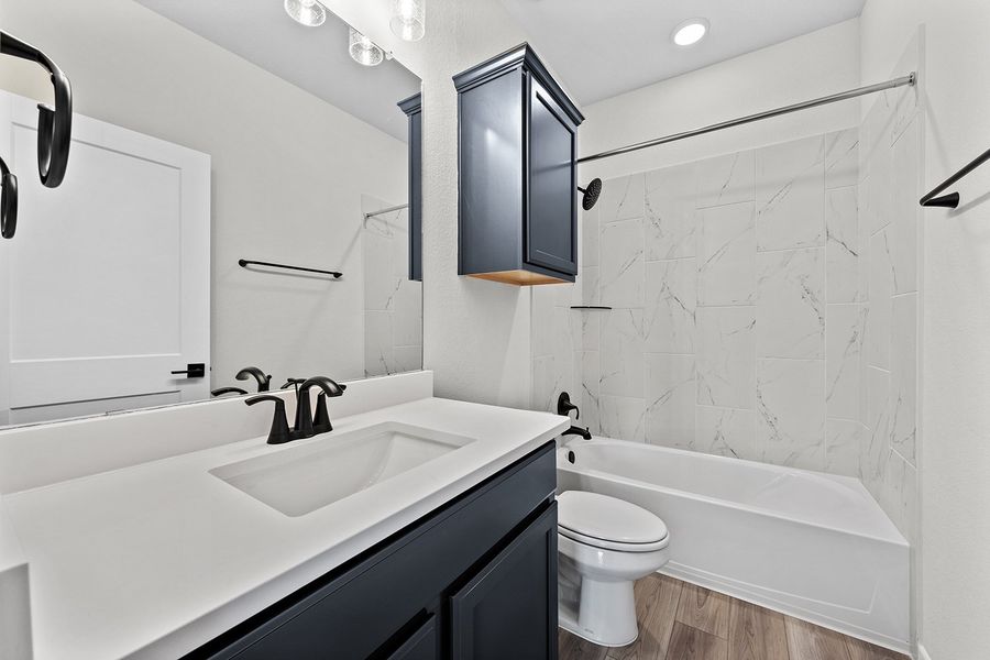 Representative furnished interior of a home built from the Sable by Omega Builders in Three Creeks, Belton (Image 11).
