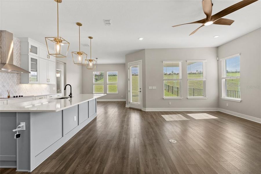 Image 76 of a home in .