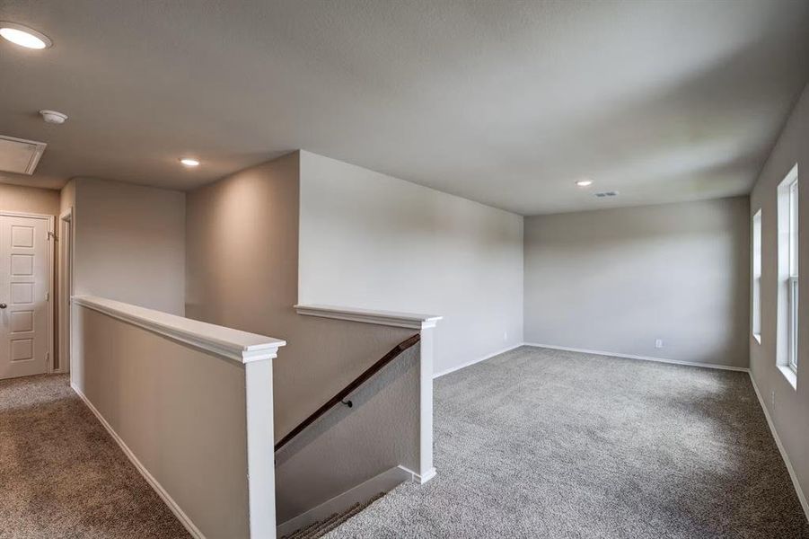 Spacious, unfurnished interior of a new home in Hannah Heights, Seguin (Image 30). Spacious, unfurnished interior of a new home in Hannah Heights, Seguin (Image 30).
