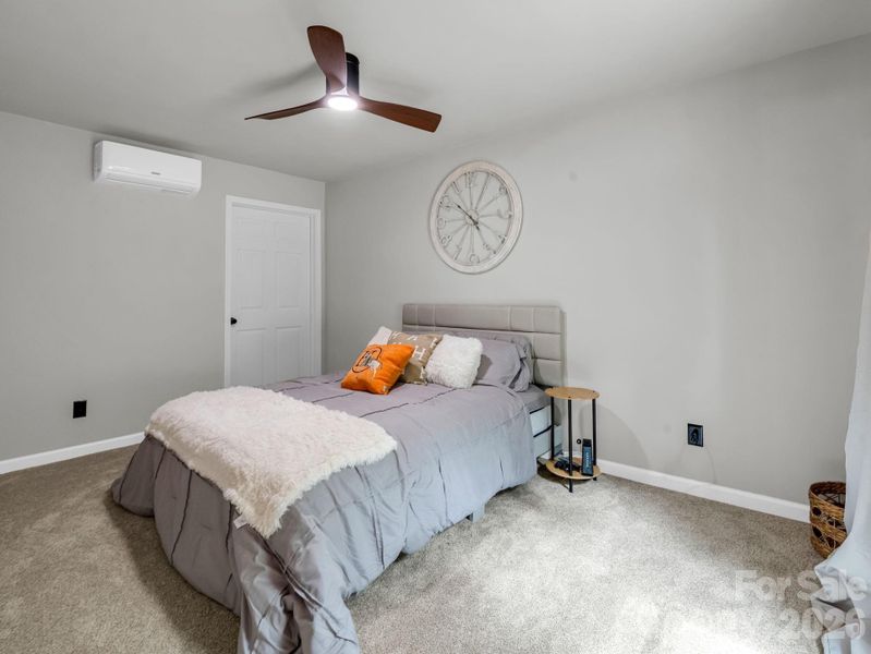 257 Roadrunner Circle Lake Lure NC 28746-25