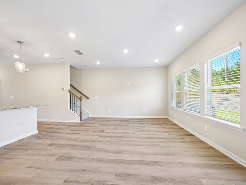Spacious, unfurnished interior of a new home in Brooks Lake, Loganville (Image 12).