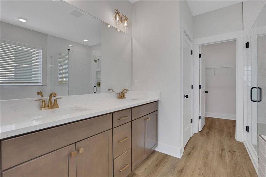 Furnished interior view inside a new home in Twin Lakes, Hoschton (Image 12).