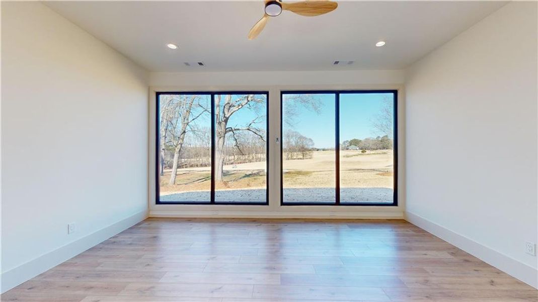 Spacious, unfurnished interior of a new home in , Commerce (Image 44).