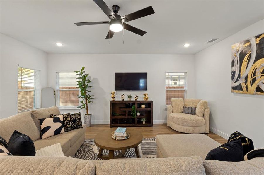 Furnished interior view inside a new home in , Dallas (Image 15).