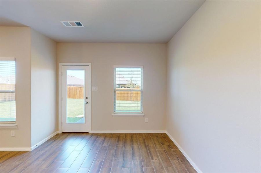 Spacious, unfurnished interior of a new home in Sanderos, Fort Worth (Image 27). Spacious, unfurnished interior of a new home in Sanderos, Fort Worth (Image 27).