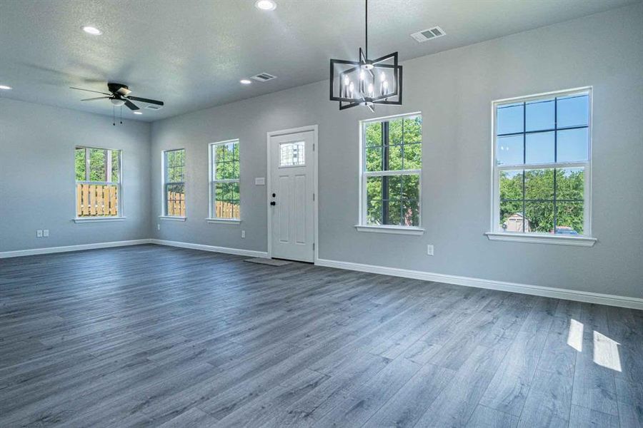 Spacious, unfurnished interior of a new home in , Granbury (Image 23).