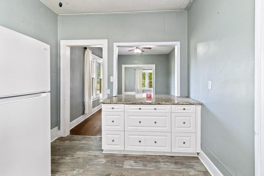 Furnished interior view inside a new home in , Groesbeck (Image 13). Furnished interior view inside a new home in , Groesbeck (Image 13).