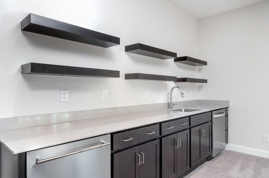 Representative interior finishes for a home built from the Harvard by Greybrook Homes in Harbor Watch, Statesville (Image 17).