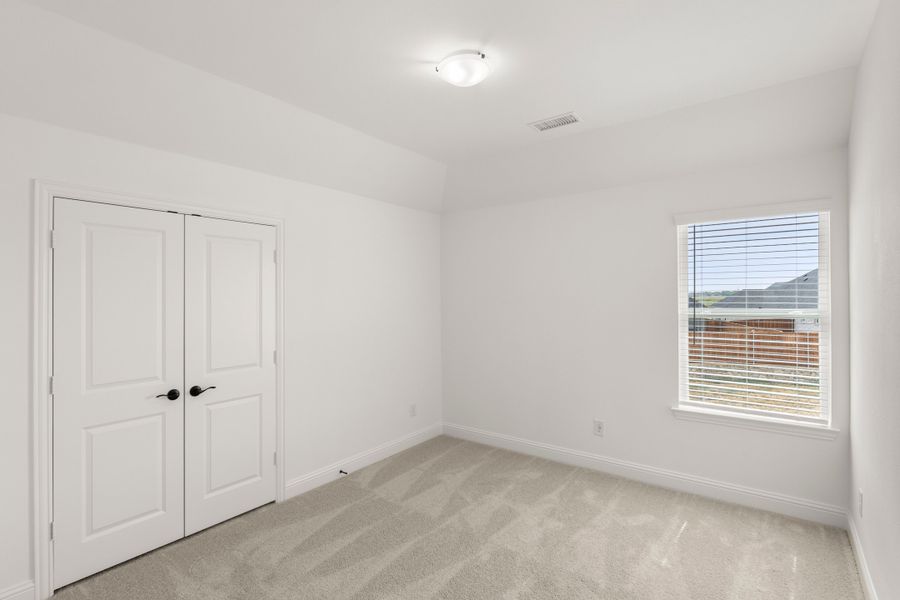 Spacious, unfurnished interior of a new home in Creekside, Royse City (Image 24). Spacious, unfurnished interior of a new home in Creekside, Royse City (Image 24).