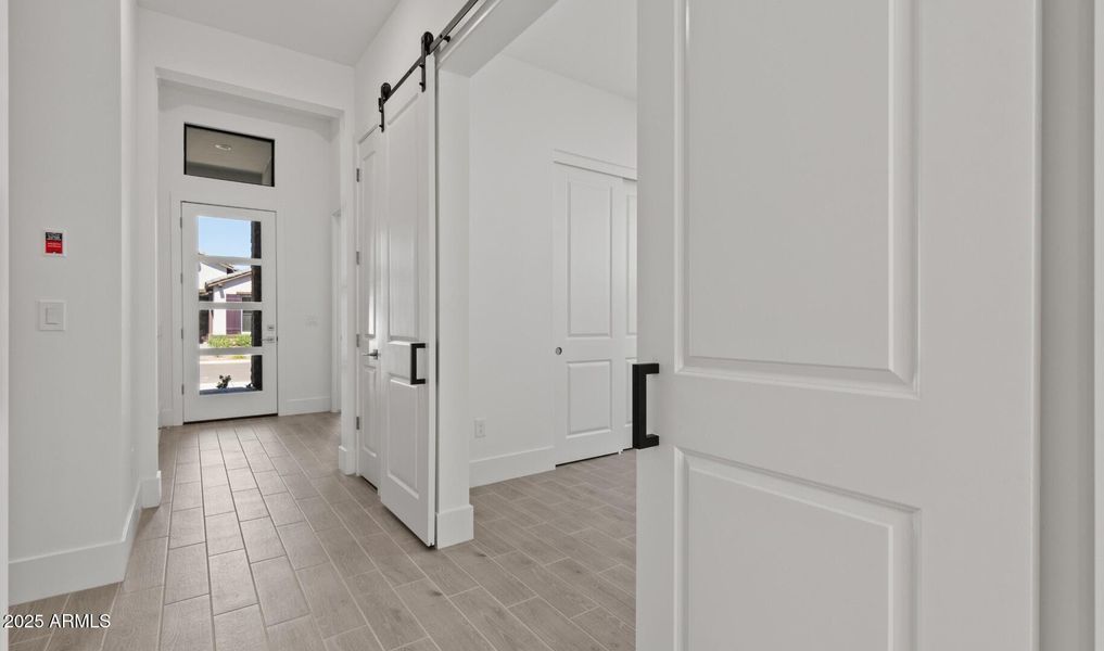 FSVV Lot #68 Entryway (Large) FSVV Lot #68 Entryway (Large)