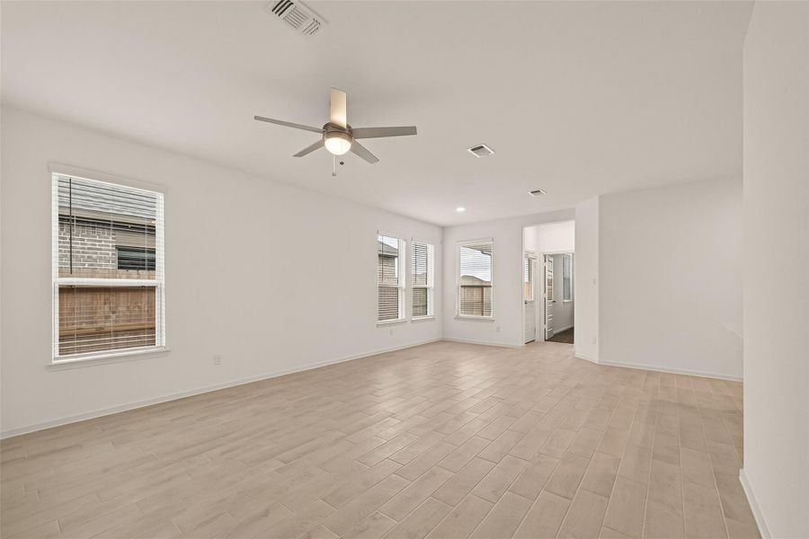 Spacious, unfurnished interior of a new home in Rates starting as low as, Iowa Colony (Image 17).