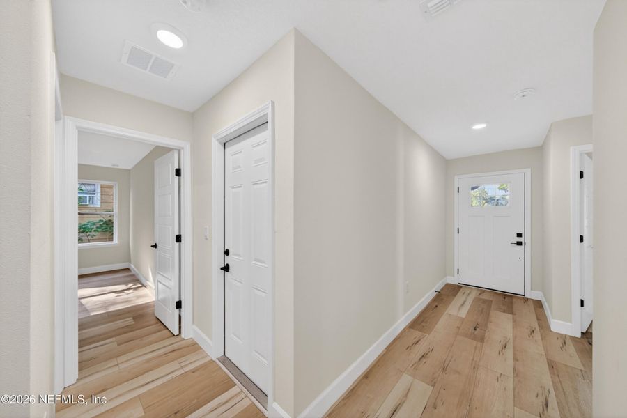Spacious, unfurnished interior of a new home in , Jacksonville (Image 29). Spacious, unfurnished interior of a new home in , Jacksonville (Image 29).