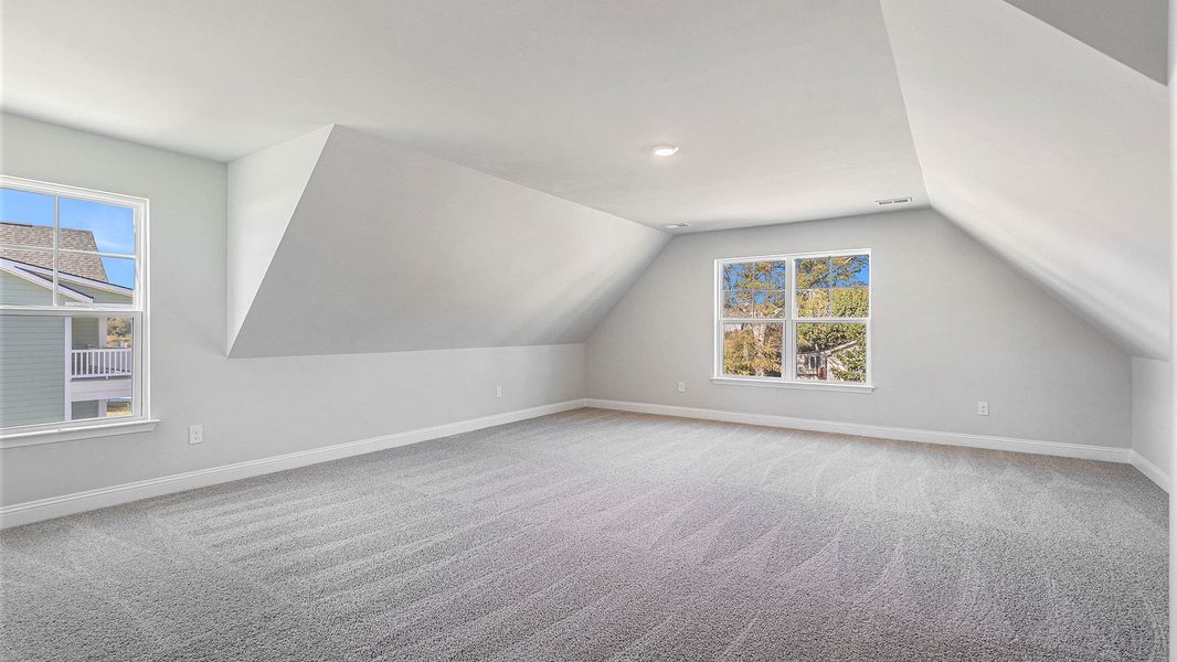 Spacious, unfurnished interior of a new home in Belle Park, North Myrtle Beach (Image 21).