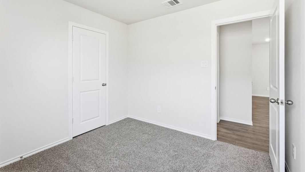 Spacious, unfurnished interior of a new home in Maplewood Meadows, Talty (Image 27).