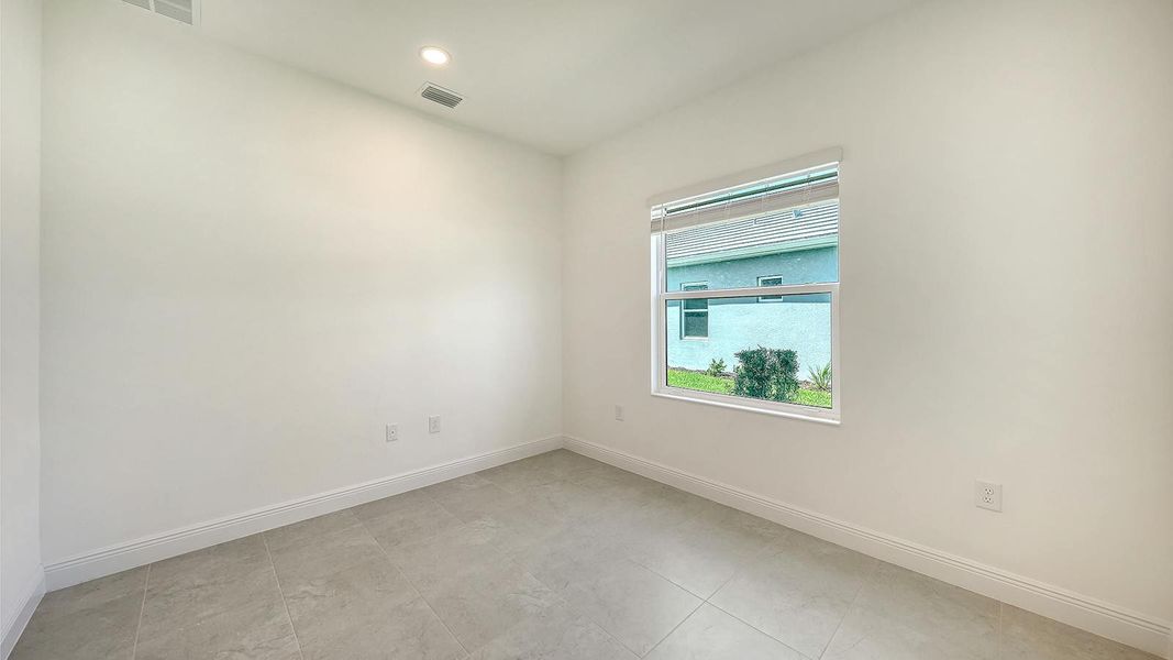 Spacious, unfurnished interior of a new home in Palmera Real Estate and Homes for Sale in Venice, FL - Neal Communities, Venice (Image 34). Spacious, unfurnished interior of a new home in Palmera Real Estate and Homes for Sale in Venice, FL - Neal Communities, Venice (Image 34).