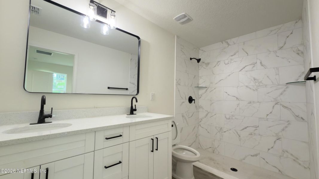Furnished interior view inside a new home in , Jacksonville (Image 5).