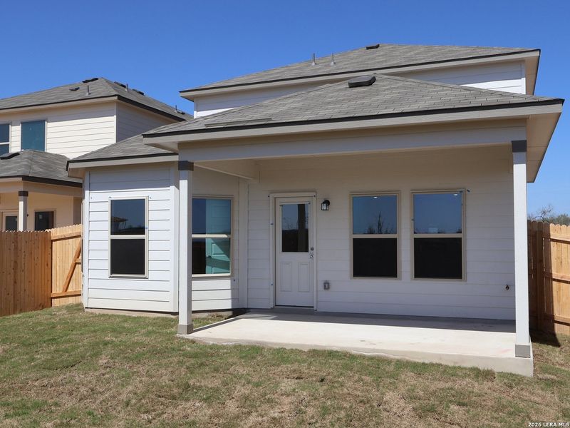 Exterior details and patio area of a home in Paloma Park, Converse (Image 22).