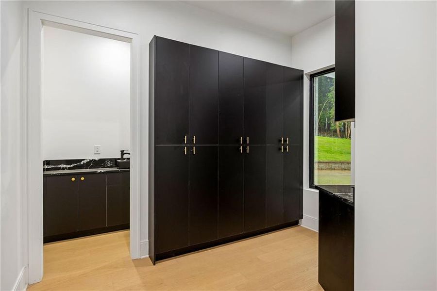 Furnished interior view inside a new home in , Alpharetta (Image 37).