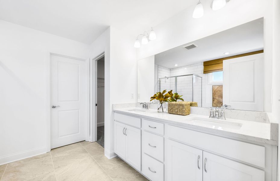 Representative furnished interior of a home built from the Frazier by Pulte Homes in Walker Terrace, Locust Grove (Image 18).