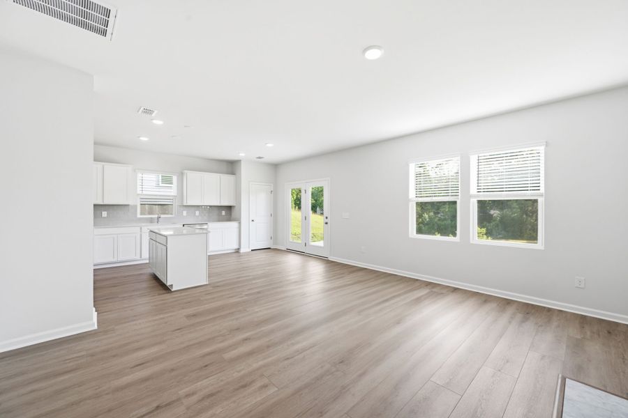 Spacious, unfurnished interior of a new home in Grand Arbor, Blythewood (Image 21).