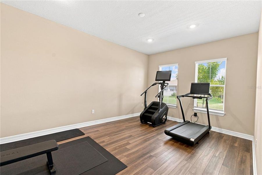 Furnished interior view inside a new home in , Winter Garden (Image 40).