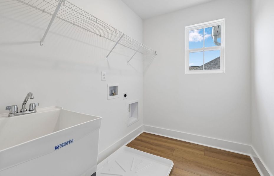 Spacious, unfurnished interior of a new home in Devonshire, Mount Juliet (Image 39).