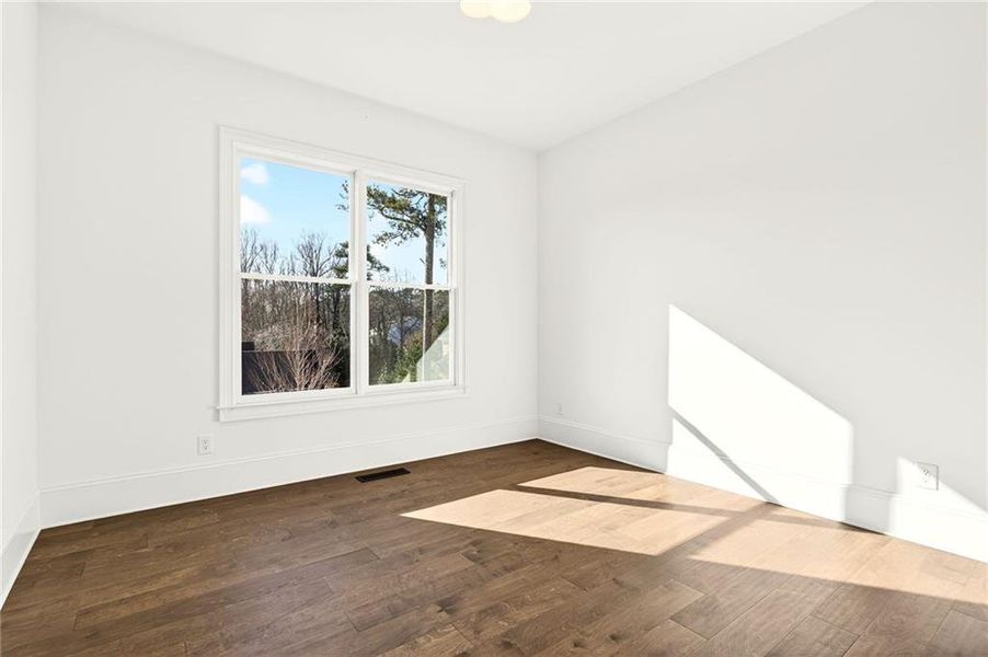 Spacious, unfurnished interior of a new home in , Roswell (Image 26).