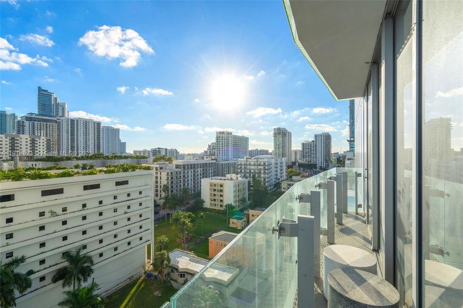 Condo located in Miami, FL showcasing its design and architecture (Image 25). Condo located in Miami, FL showcasing its design and architecture (Image 25).