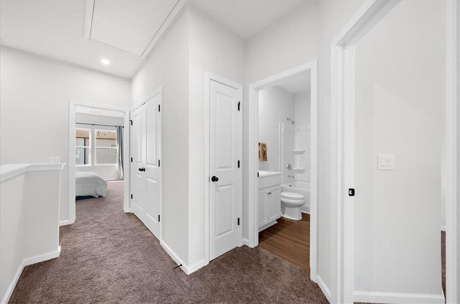 Spacious, unfurnished interior of a new home in , Acworth (Image 28).