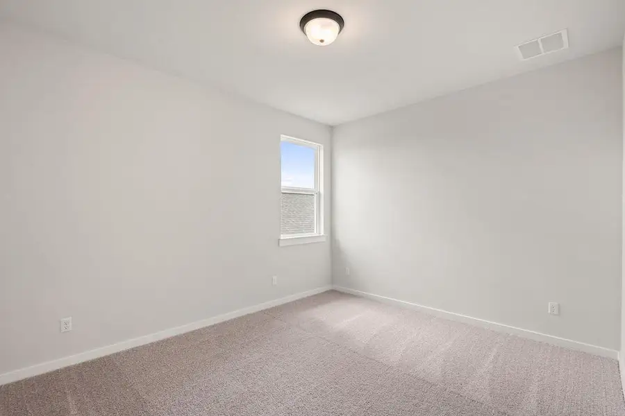 Spacious, unfurnished interior of a new home in Flora, Hutto (Image 38).