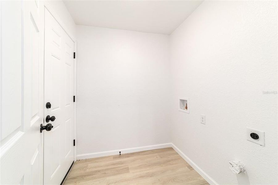 Spacious, unfurnished interior of a new home in , Ocala (Image 26). Spacious, unfurnished interior of a new home in , Ocala (Image 26).