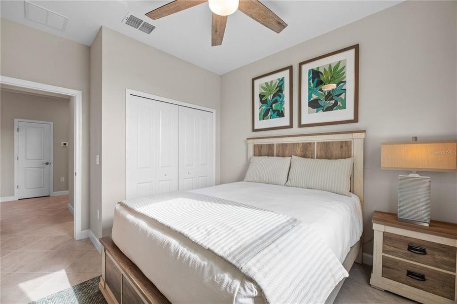 Furnished interior view inside a new home in Lennar at Turnleaf, Punta Gorda (Image 15).