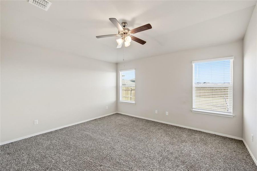 Spacious, unfurnished interior of a new home in , Waco (Image 18).