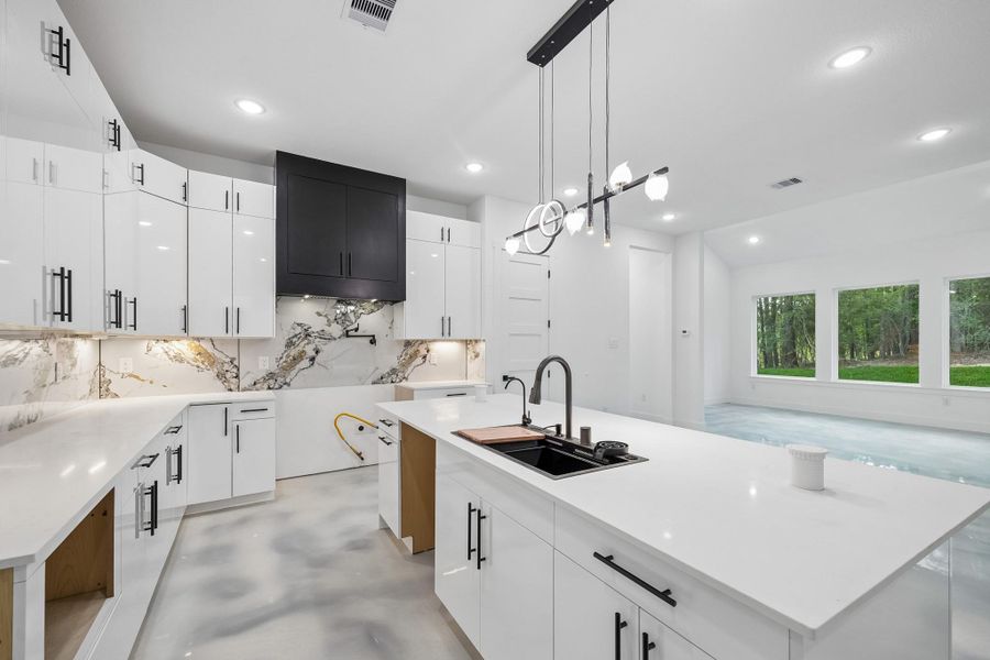 Furnished interior view inside a new home in , Huntsville (Image 8).