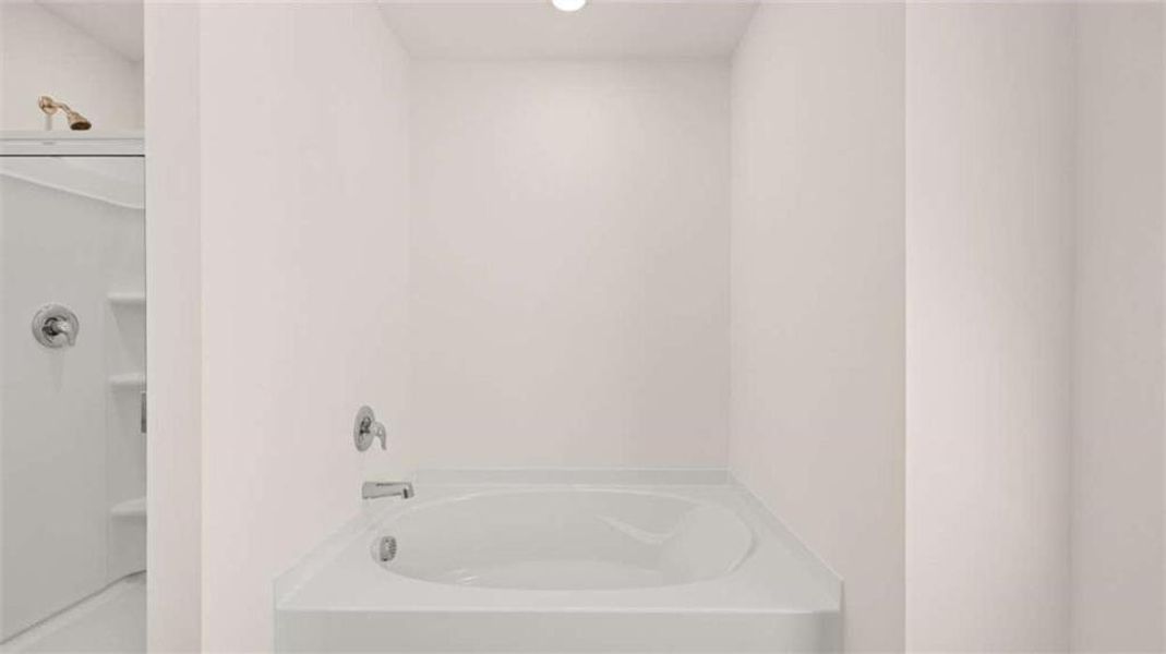 Close-up of interior finishes inside a home in Poplar Preserve, Newnan (Image 9).