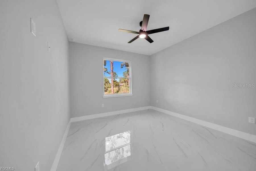 Spacious, unfurnished interior of a new home in , Lehigh Acres (Image 26).