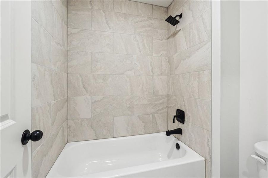 Image 37 of a home in .