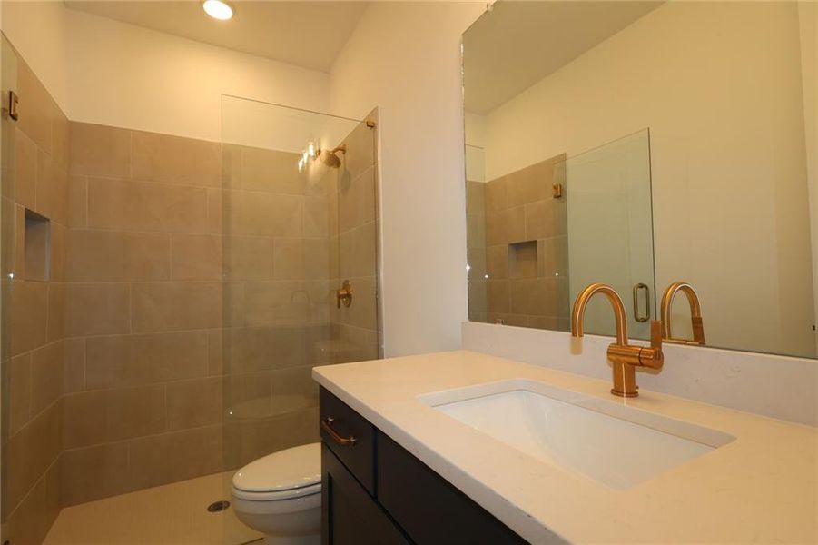 Furnished interior view inside a new home in Maple Grove at Towne Lake, Woodstock (Image 8).