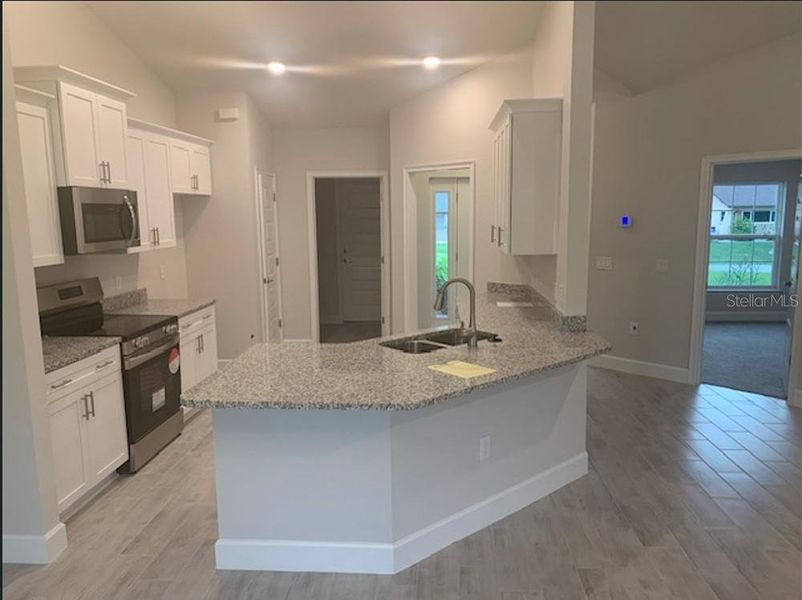 Furnished interior view inside a new home in Port Charlotte, Port Charlotte (Image 5).