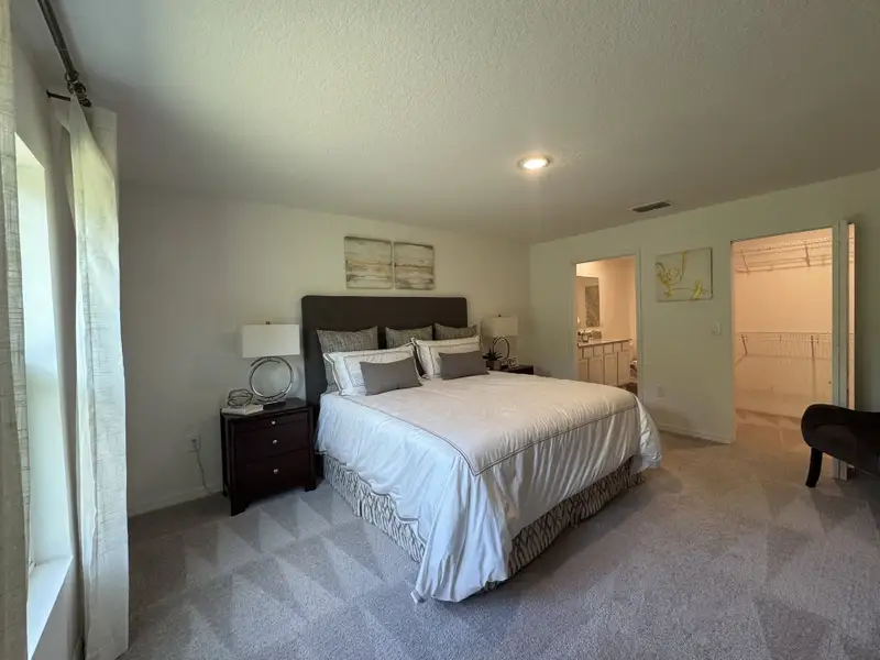 Furnished interior view inside a new home in Spring Hill, Spring Hill (Image 8).