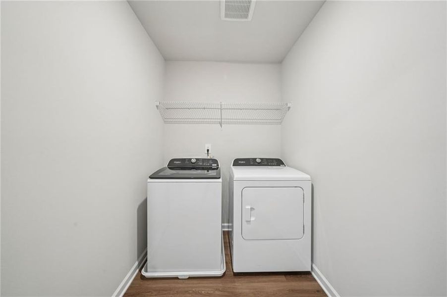 Spacious, unfurnished interior of a new home in Martin Springs - Reserve Series, Lawrenceville (Image 27).